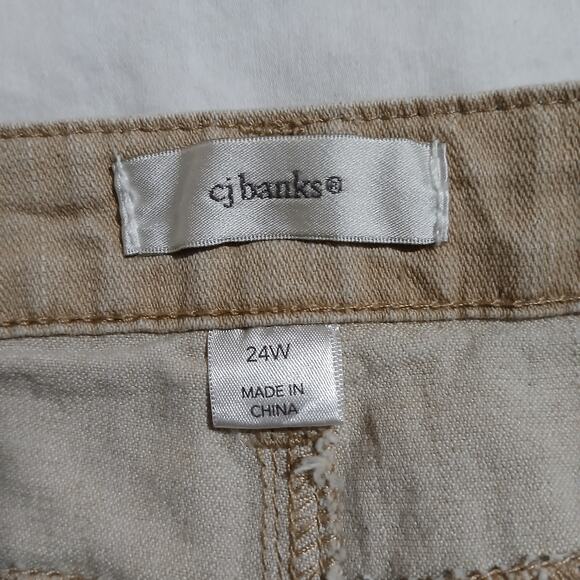 CJ BANKS women's 24 Khaki Mini-Skirt Cotton/Poly/Spandex blend Classic Timeless - Picture 2 of 10